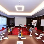 Lobinger Weisses Ross & Restaurant Ξενοδοχείο 4*