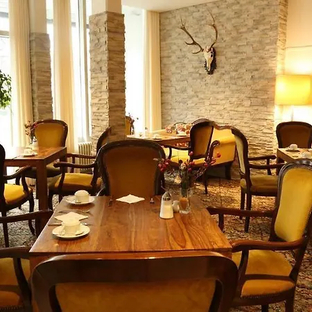 Hotel Lobinger Weisses Ross 4*