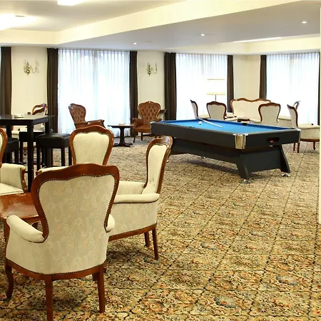 Hotel Lobinger Weisses Ross & Restaurant 4*