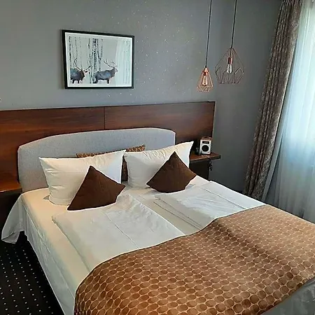 Lobinger Weisses Ross & Restaurant Hotel 4*