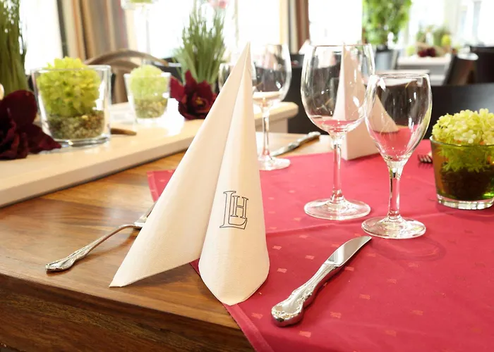 Hotel Lobinger Weisses Ross 4*